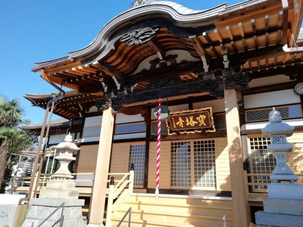 修復された本堂